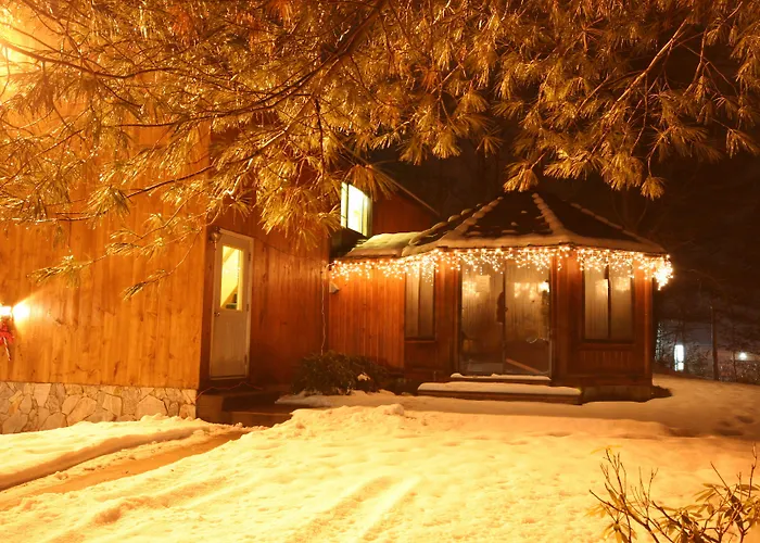 Nootka Lodge