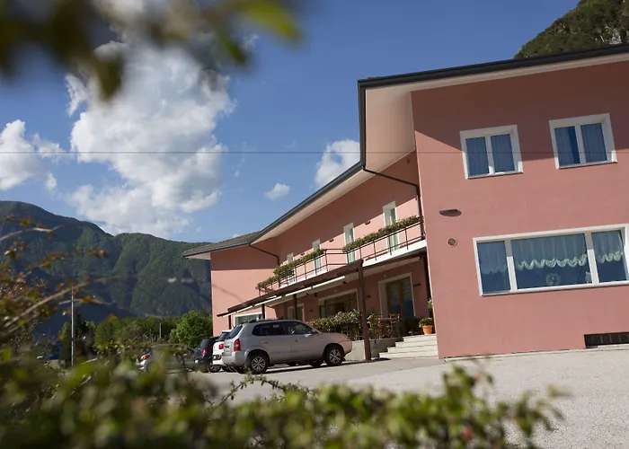 Alma Living Hotel- Al Girarrosto Venzone