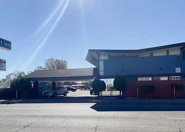 Budget Inn