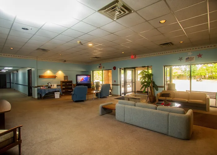 Lafayette Inn