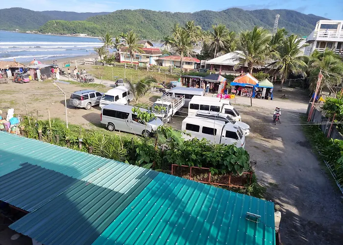 Pacific Waves Inn