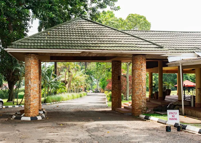 Mountains Of The Moon Hotel Fort Portal