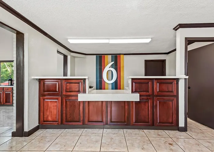 Studio 6 Hammond, La I12 I55