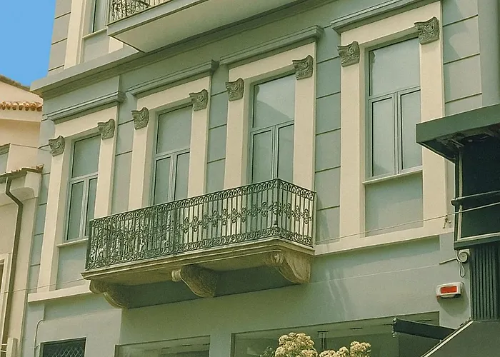 Elite Patras Suites