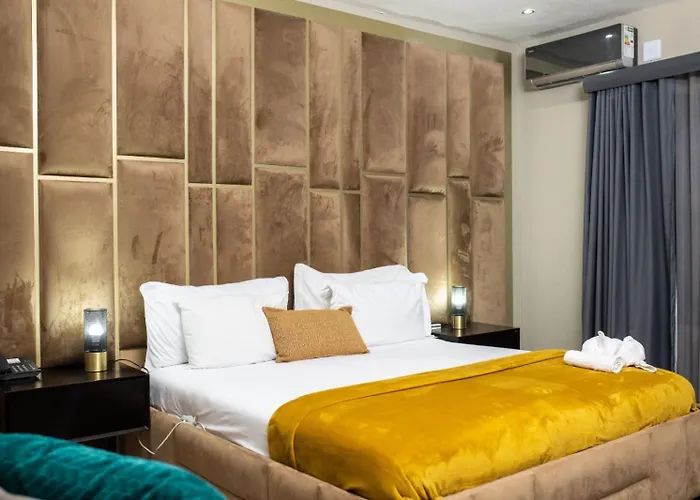 Apex Boutique Hotel