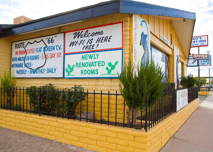 Brad'S Desert Inn