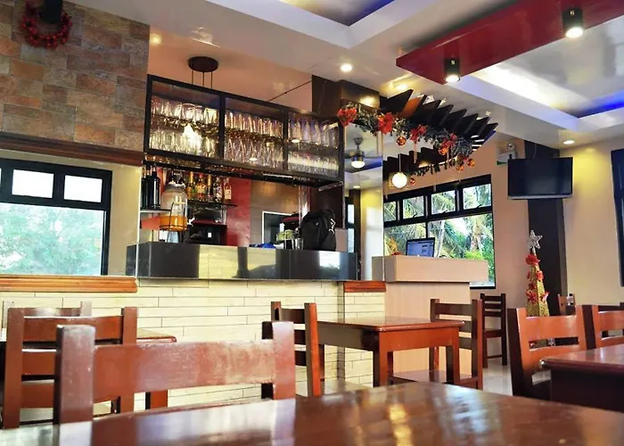 Casa Del Camba Hotel And Restaurant Near Hundred Islands