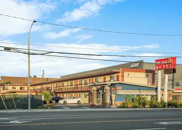 Villa Park Motel