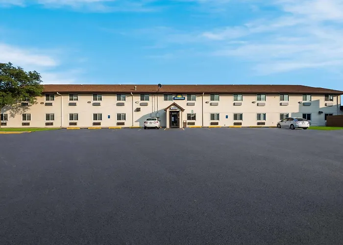 Days Inn By Wyndham Ankeny - Des Moines