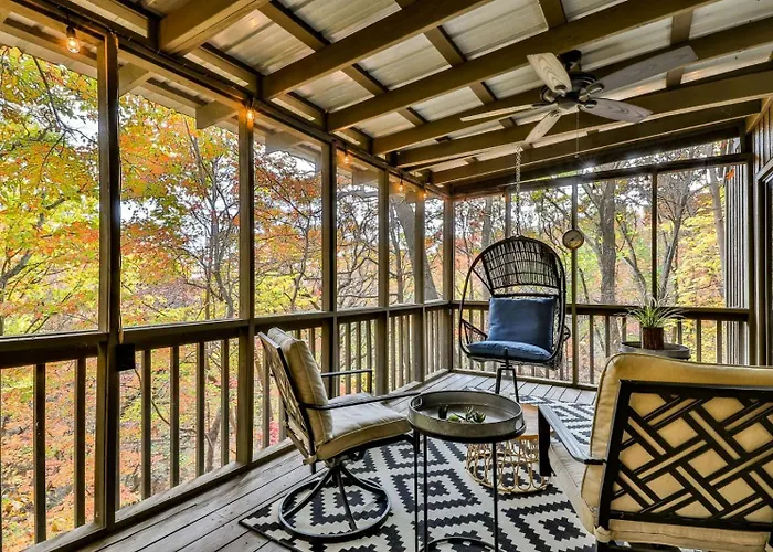 Good Times - Inside Big Canoe Community + Screened-In Porches, Firepit, Porch Swings + More!