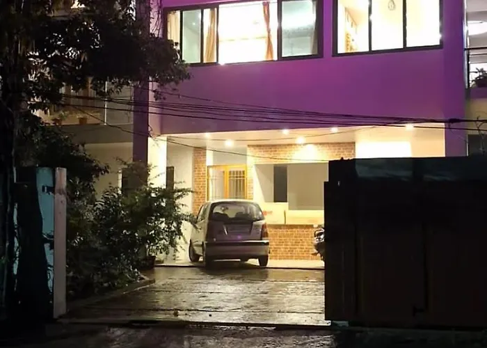 Aashirvaad Bed And Breakfast Homestay