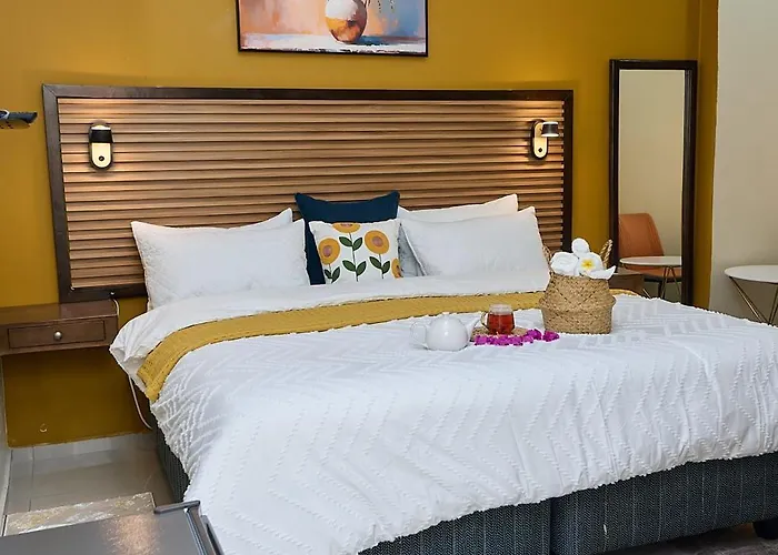 Tsholofelo East Guesthouse