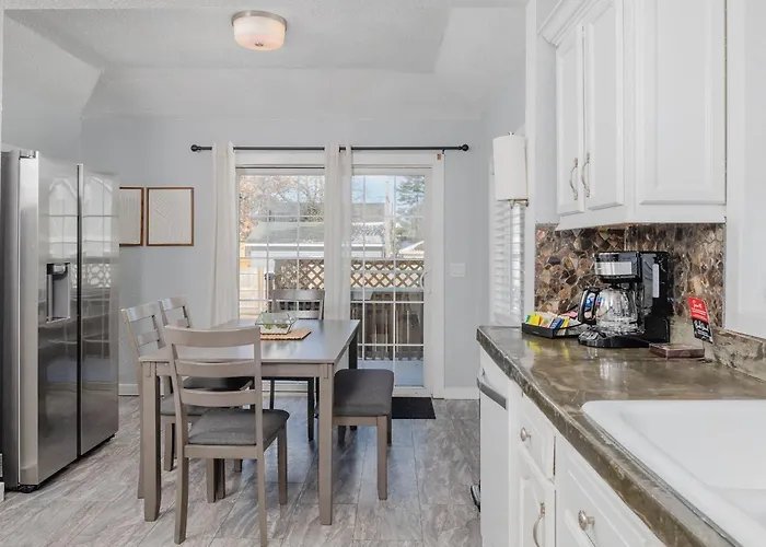 Bungalow On Baldwin - 3 Bed 2 Bath