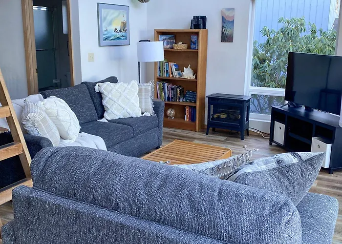 Ocean View In Yachats! Dog Friendly!