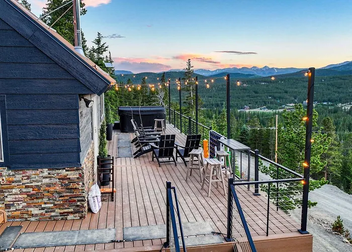 Skyline Lodge