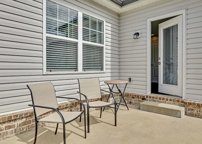 Charming Spacious 3Br Spring Hill Home!