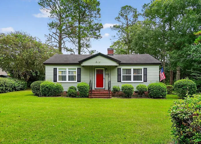 Cozy Moultrie Home With Backyard Retreat Home