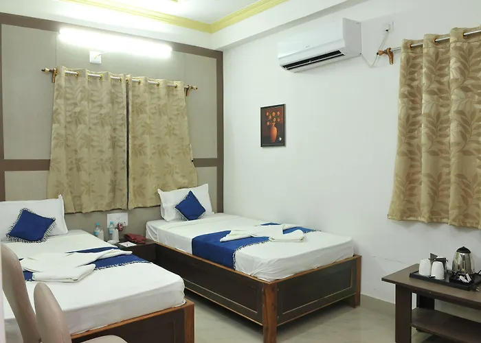 New Hotel Shiva