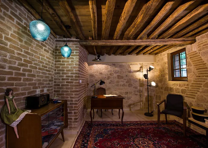 Boutique Hotel Kokkino Spiti
