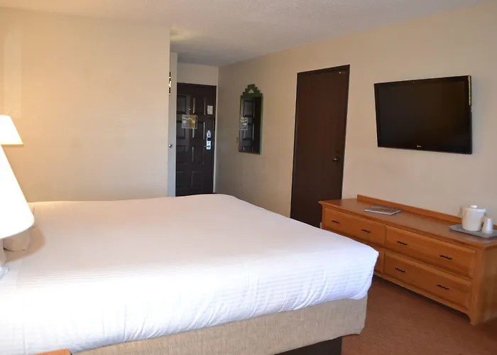 The Lodge At Cliff Castle Casino