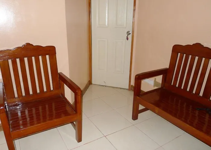Amos Digue Pension House