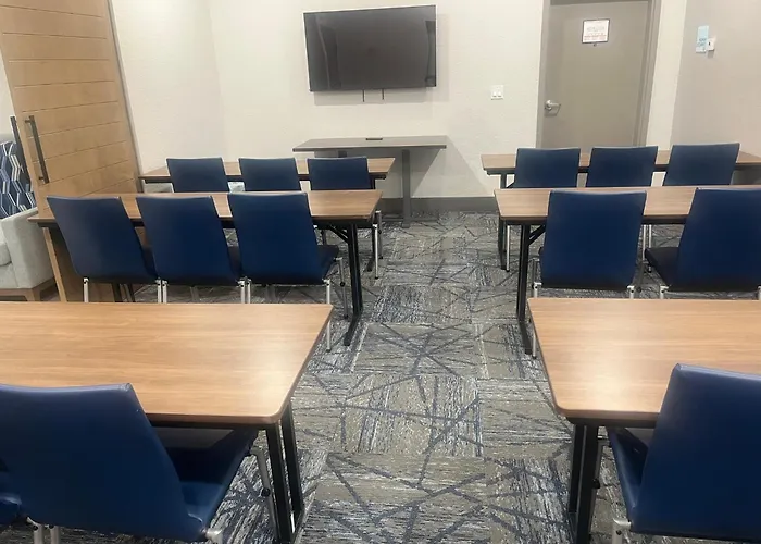 Holiday Inn Express & Suites Palm Coast - I-95