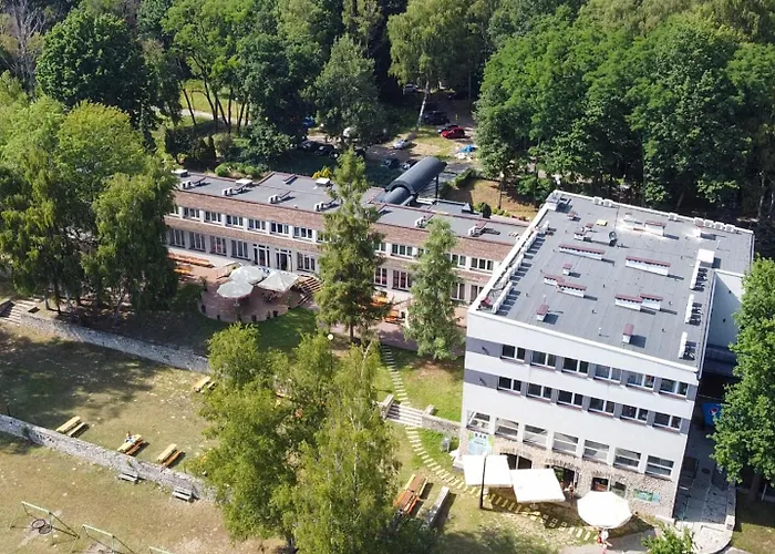 Hotel Malinowski Lesny