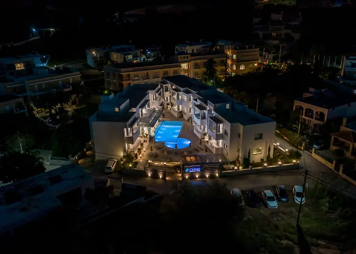 Cyano Hotel