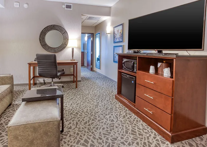 Drury Inn & Suites Cincinnati Northeast Mason