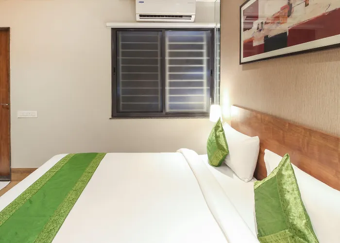 Treebo Elite Residency - 2 Kms From Railway Station