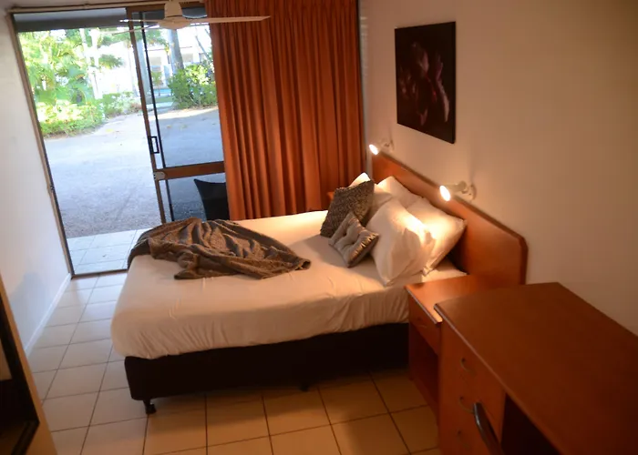 South Gladstone Motel