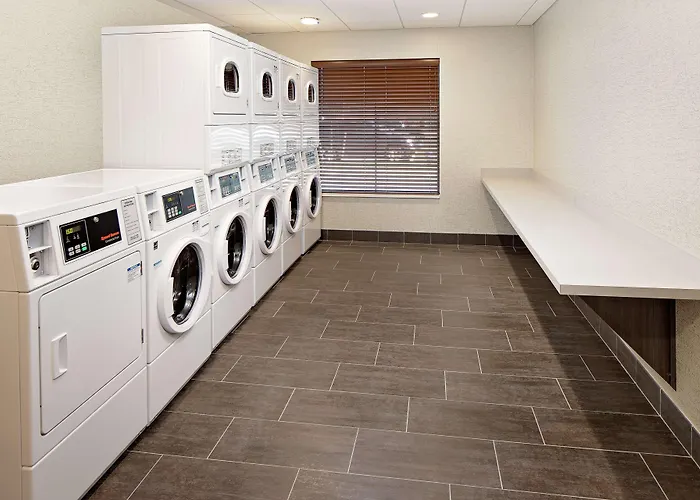 Homewood Suites By Hilton Ronkonkoma