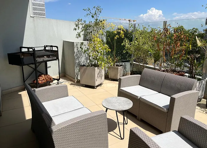 Shoshana Hotel Boutique