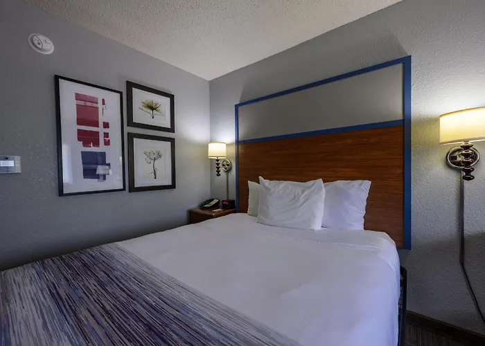 Americinn By Wyndham Monroe