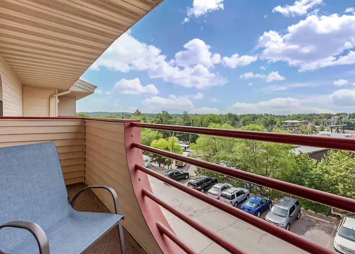 Atlantis Family Waterpark Hotel, An Ascend Collection Hotel