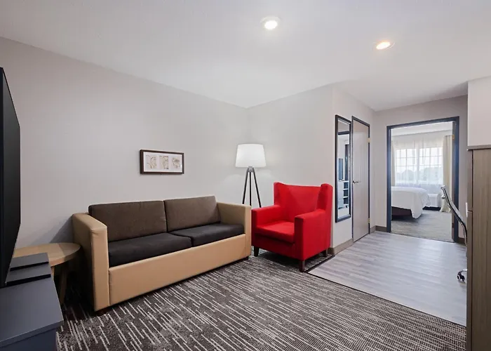 Garner Hotel Decatur - Forsyth By Ihg