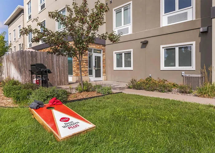 Best Western Plus Isanti