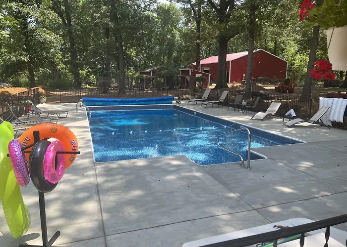 Cedar Grove Inn
