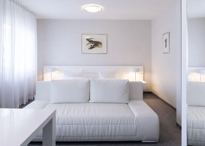 Hotel Adler - Weil am Rhein / Basel