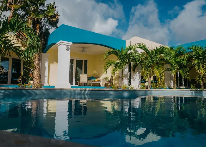 Aqua Viva Suites