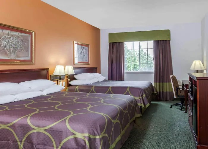 Super 8 By Wyndham Hillsboro Tx