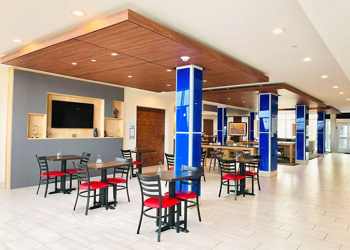 Holiday Inn Express & Suites Blythe By Ihg