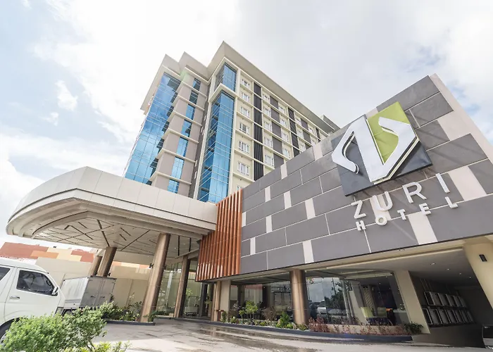 Zuri Hotel