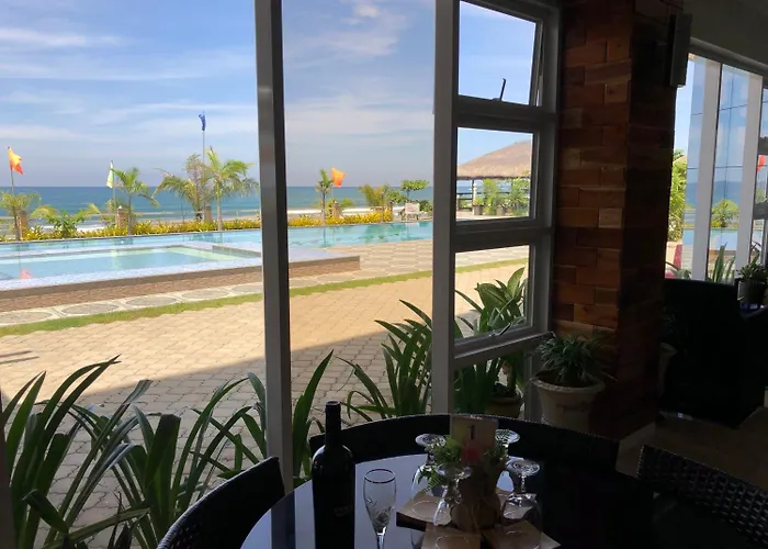 Em Royalle Hotel & Beach Resort