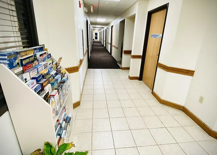 Herington Inn And Suites