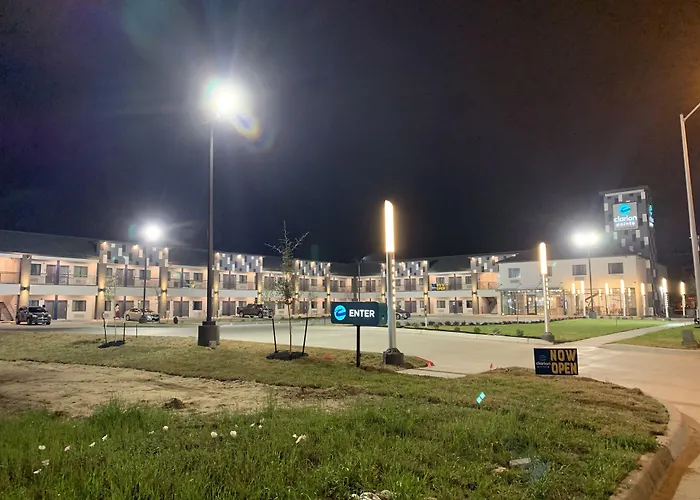 Clarion Pointe Port Arthur-Beaumont South