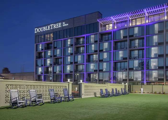 Doubletree By Hilton Hot Springs
