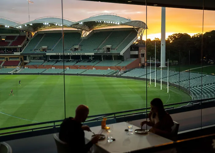 Oval Hotel At Adelaide Oval