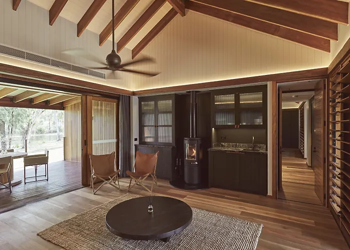 Mt Mulligan Lodge
