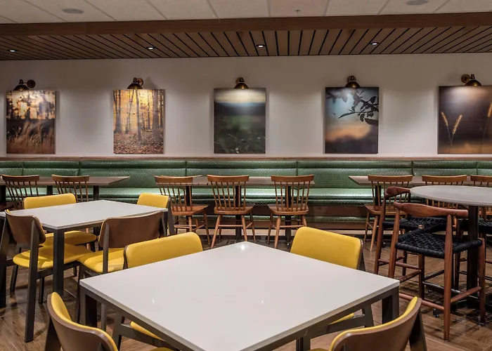 Fairfield Inn & Suites By Marriott Little Rock Airport